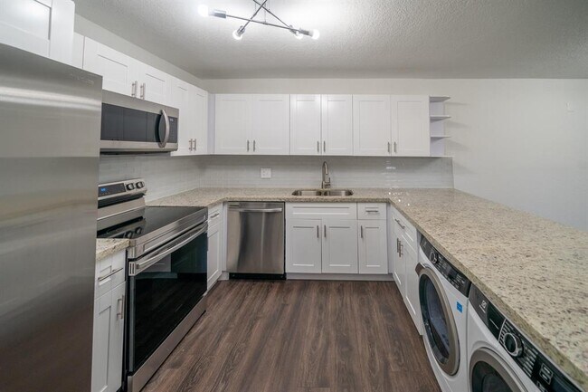 Foto del edificio - 22735 SW 66th Ave