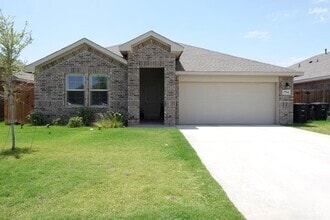 Building Photo - 7704 Yellow Jacket Rd