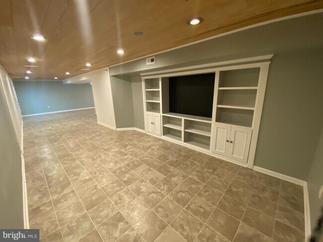 Foto del edificio - 23 Stoneridge Ct