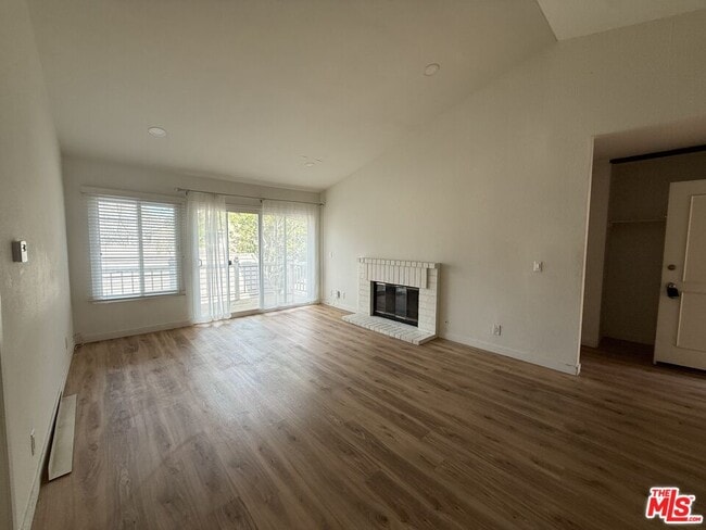 Building Photo - 8721 Endsleigh Ave