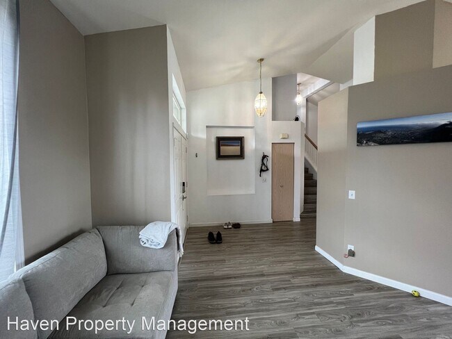 Foto del edificio - 3 br, 2.5 bath House - 3807 15th Ave SE