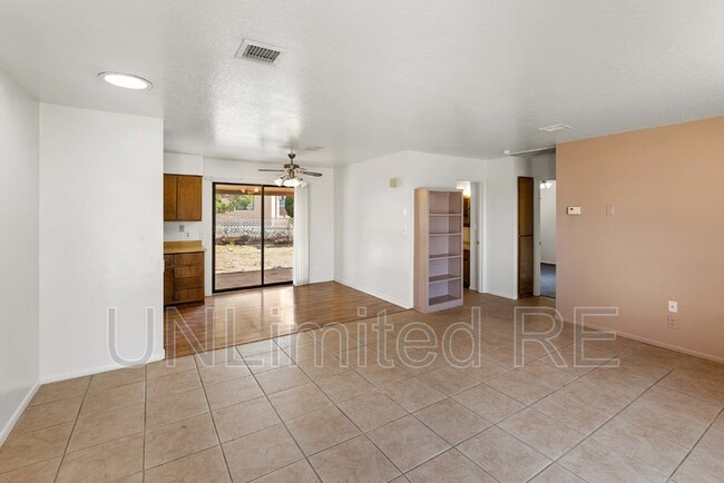 Foto del edificio - 4639 N Miner Ct