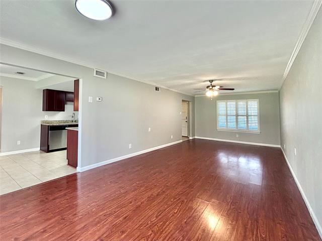 Building Photo - 739 Loganwood Ave