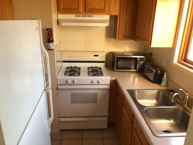 Foto del edificio - 5645 Oak Ranch Rd