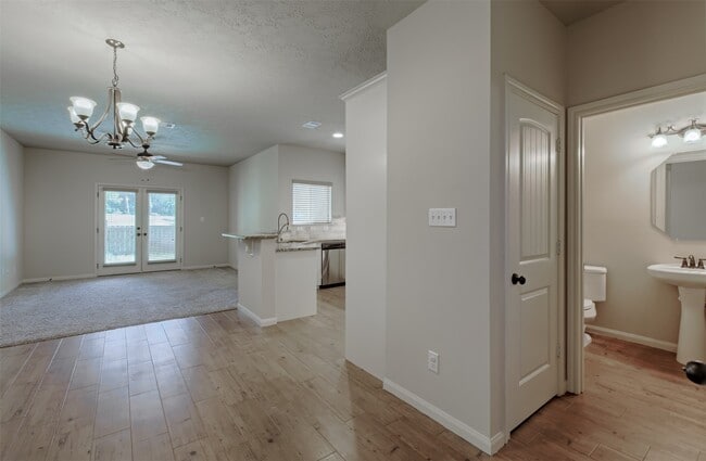 Building Photo - 12960 Orion Ct E