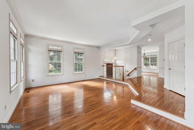 Building Photo - 3916 Barcroft Mews Ct