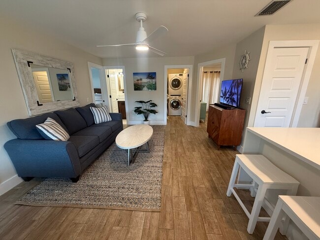 Foto del edificio - 18 NW 12th Ave