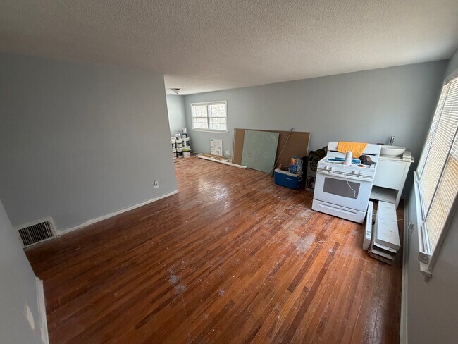 Foto del edificio - 1120 Highmont Dr