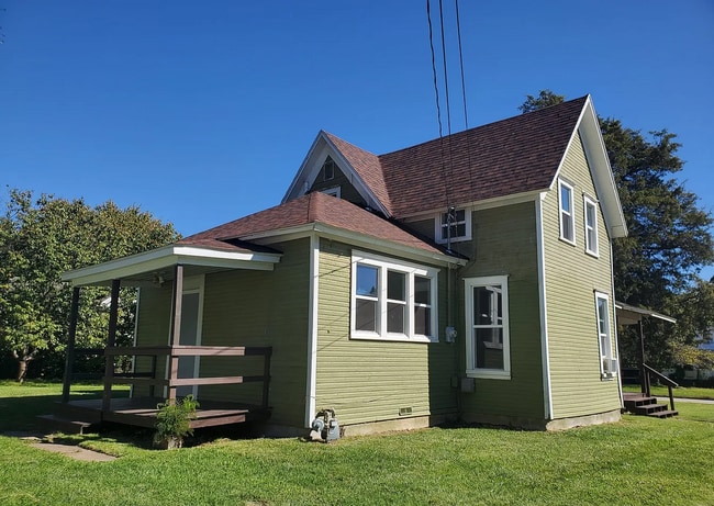 Foto del edificio - Spacious 2 story home near OTC