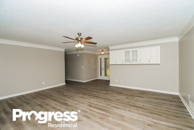 Building Photo - 4204 Green Ct