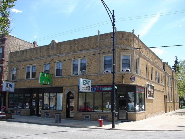 Building Photo - 2121-2125 W Irving Park Rd