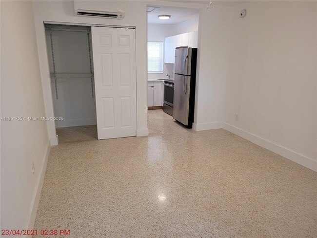 Foto del edificio - 620 SW 6th Ave