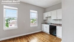Building Photo - 6 Arbutus St
