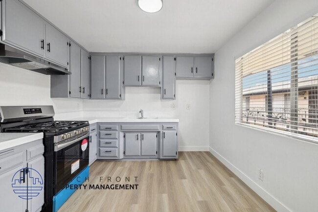 Building Photo - 850 N Citrus St.