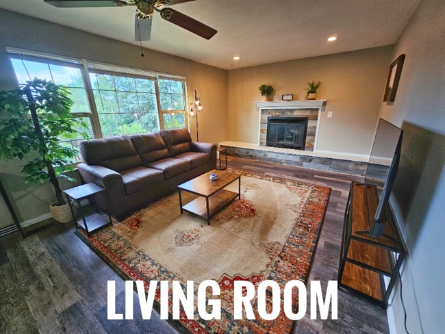 Foto del edificio - 4260 McPherson Ave