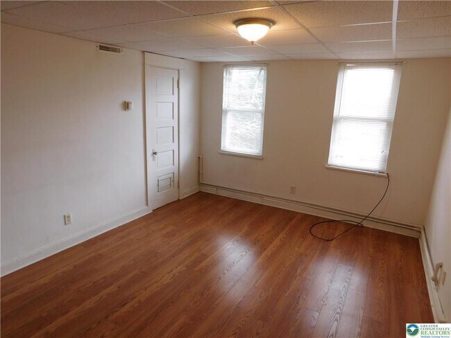 Foto del edificio - 1307 E 4th St