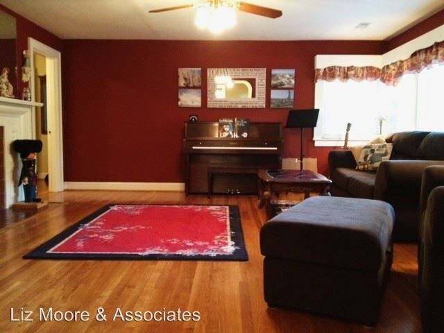 Foto del edificio - 3 br, 1.5 bath House - 133 Nelson Drive