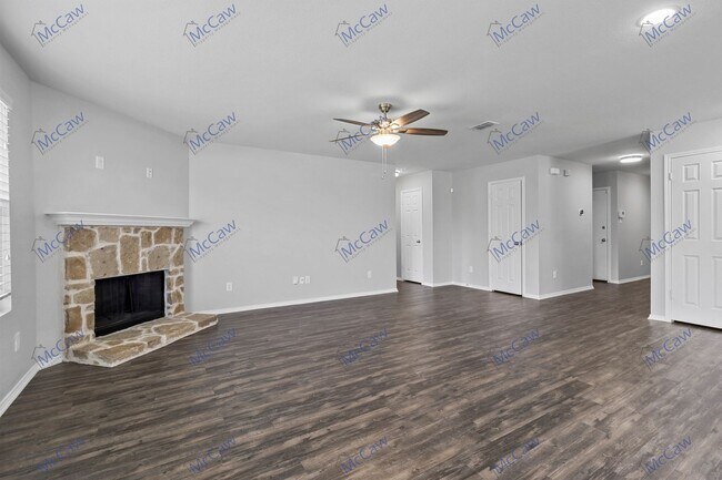 Building Photo - 3/2 Home in Little Elm!