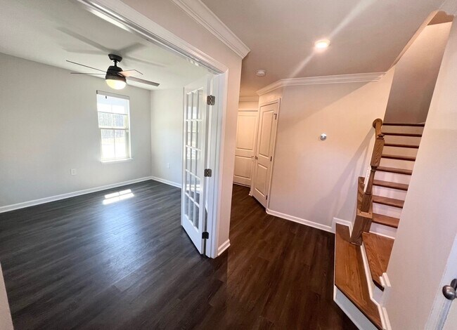 Photo - Beautiful End-Unit Townhome
