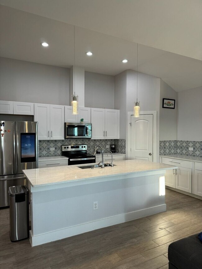 Foto del edificio - Charming 4BR House in Del Valle