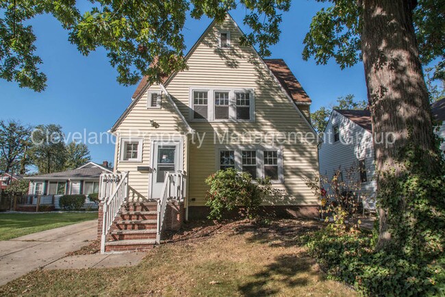 Building Photo - 27133 Shoreview Ave