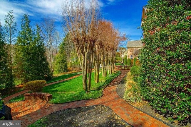 Building Photo - 14932 Alpine Bay Loop