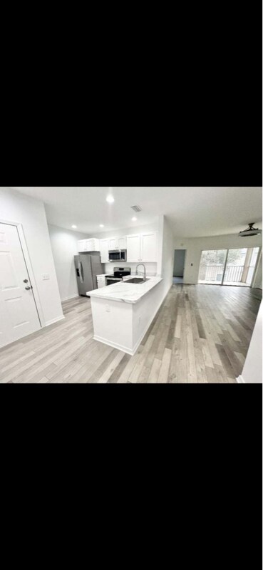 Foto principal - 9513 Grovedale Cir
