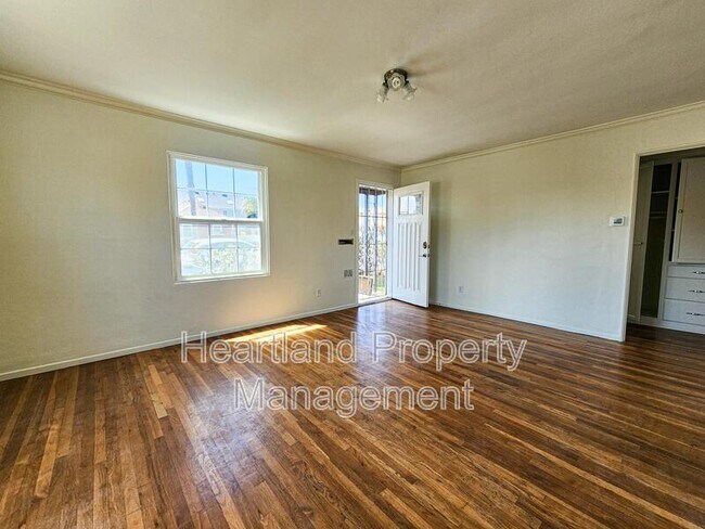 Foto del edificio - 4103 Lamont St