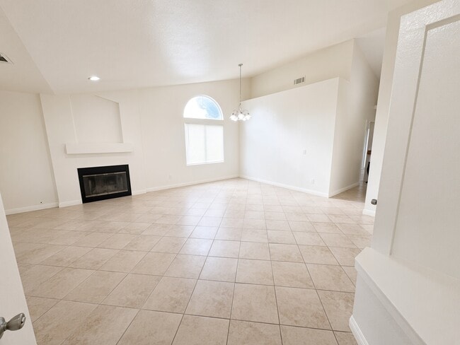 Building Photo - 13654 Opal Cir