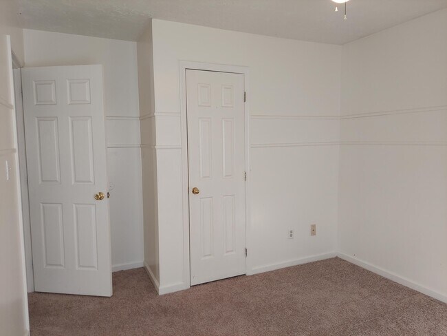 Foto del edificio - 2604 Woodhill Dr