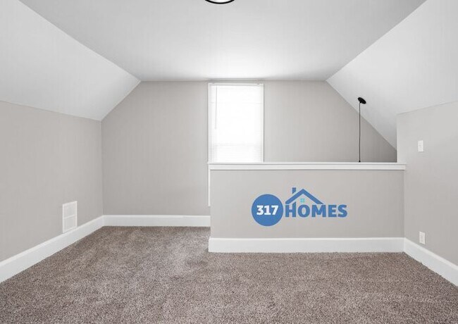 Foto del edificio - Welcome to this beautifully restored 2 bed...