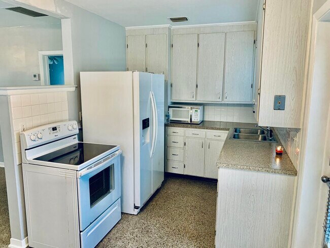 Foto del edificio - 1420 N Federal Hwy