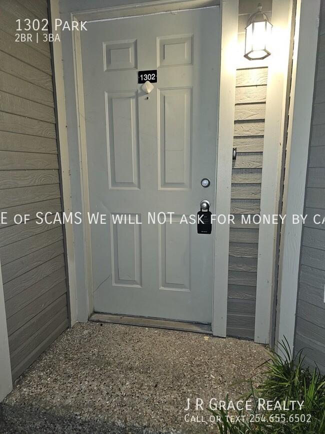 1302 Park, Robinson, TX 76706 Condo for Rent in Robinson, TX