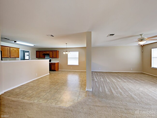 Building Photo - 8507 Crinum Lily Dr
