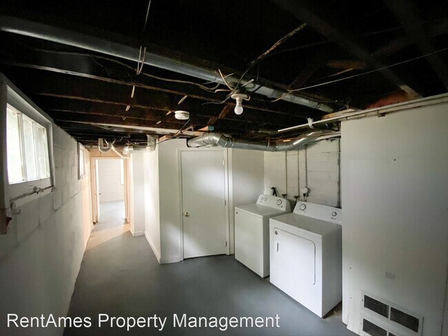 Foto del edificio - 4 br, 2 bath House - 263 Campus Ave