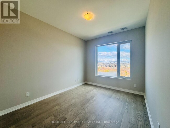 Building Photo - 3265-3265 Carding Mill Trail