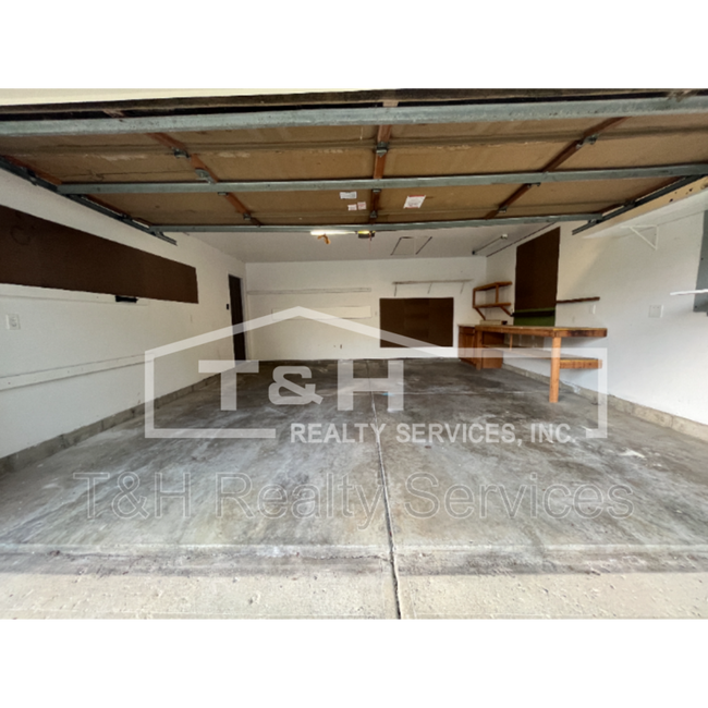 Building Photo - 6115 Tybalt Cir