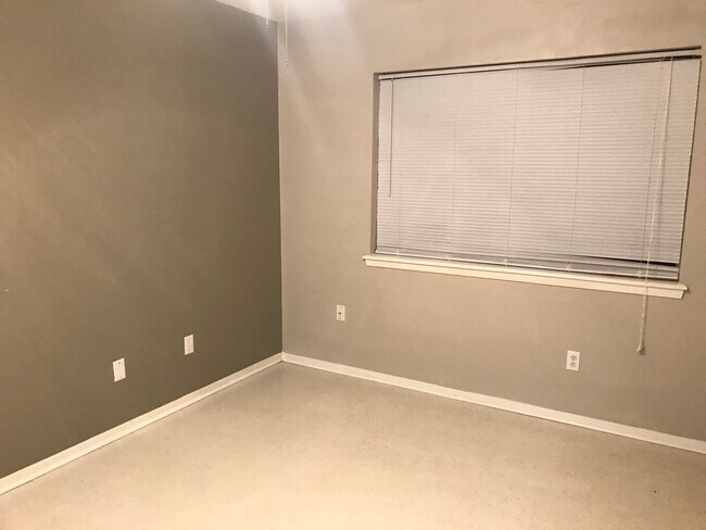 Foto del edificio - 156 El Camino W