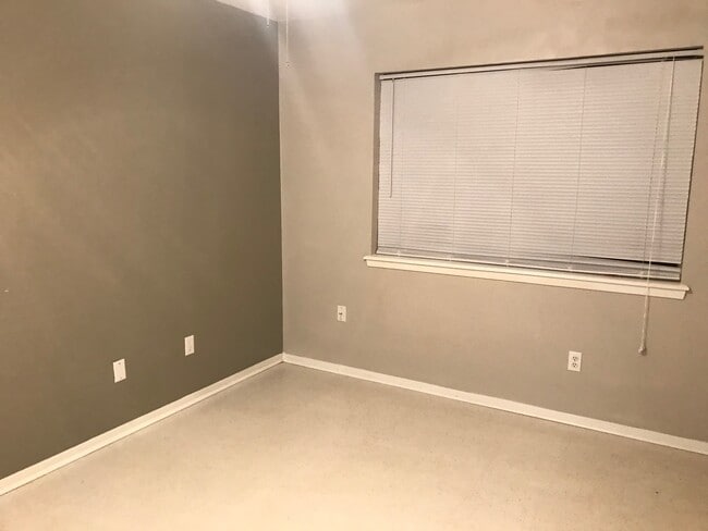 Building Photo - 156 El Camino W