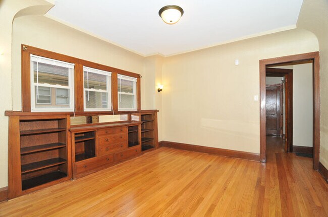 Building Photo - 3309 N 44th St