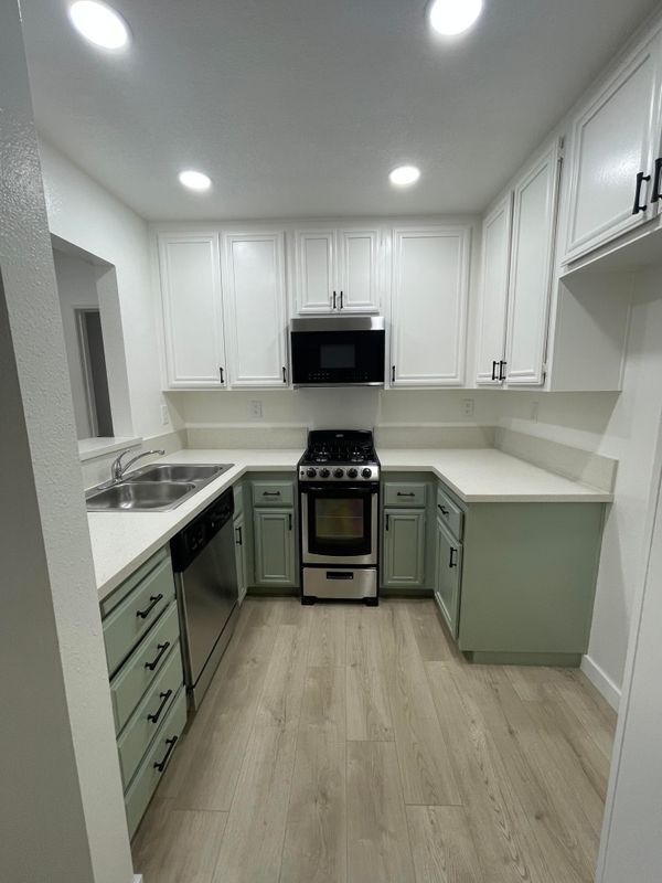 Building Photo - 47 Gaviota, 146
