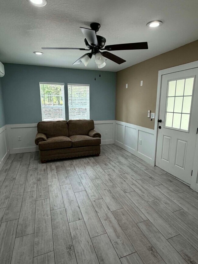 Foto del edificio - 8444 Natures Hammock Trl