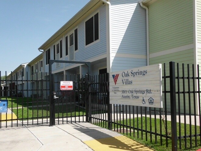 Foto del edificio - Oak Springs Villas Apartment
