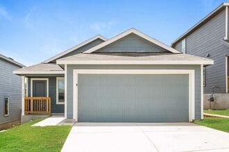 Building Photo - 3322 Rodgers Hl