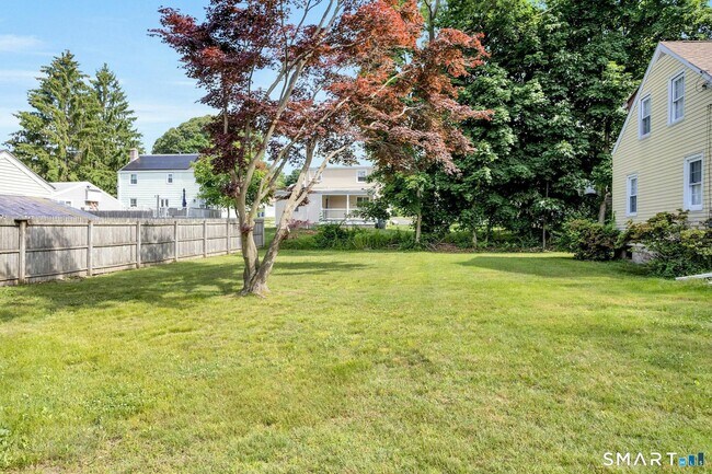 Building Photo - 124 Minturn Pl