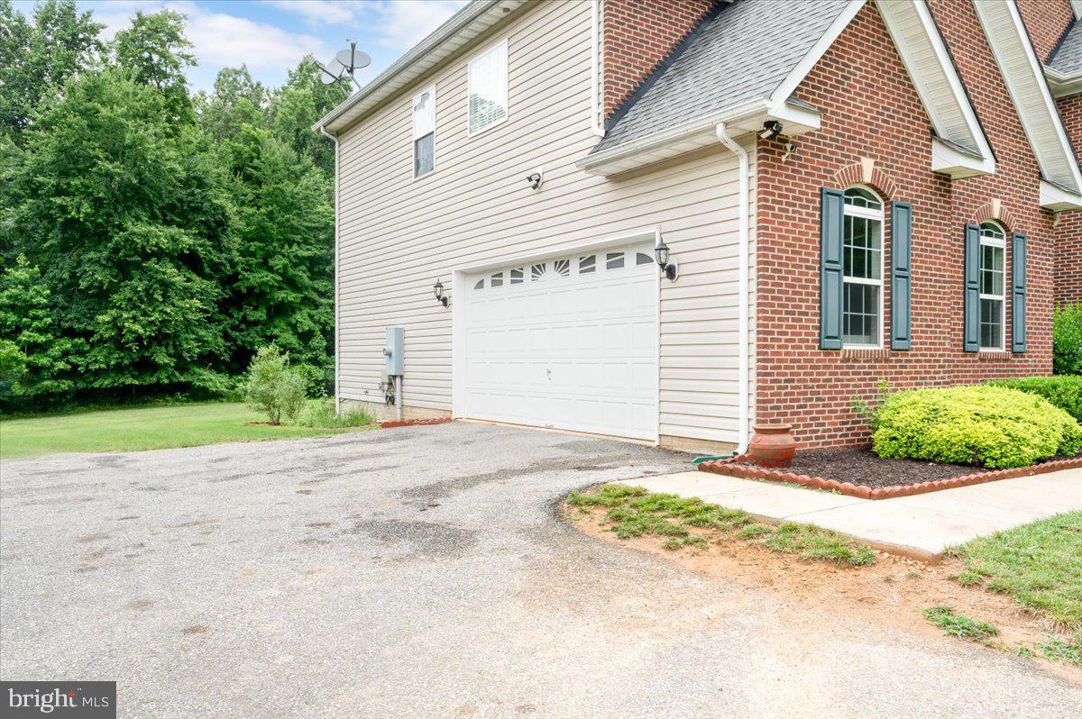 Primary Photo - 10350 Tydings Court
