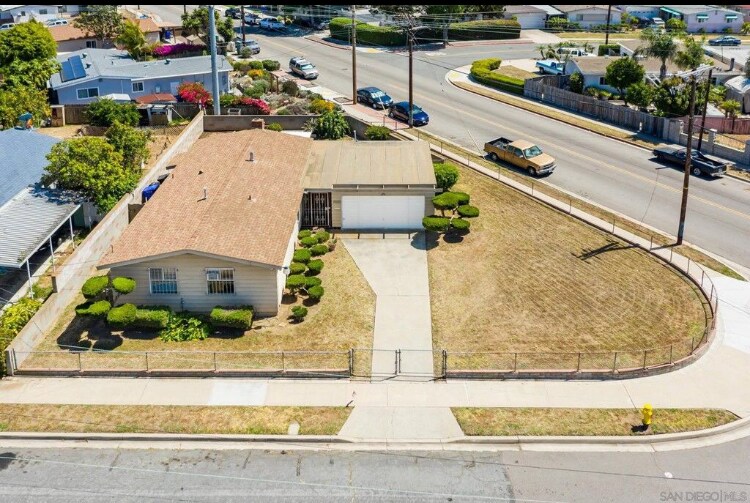 Primary Photo - 4001 Conrad Ave
