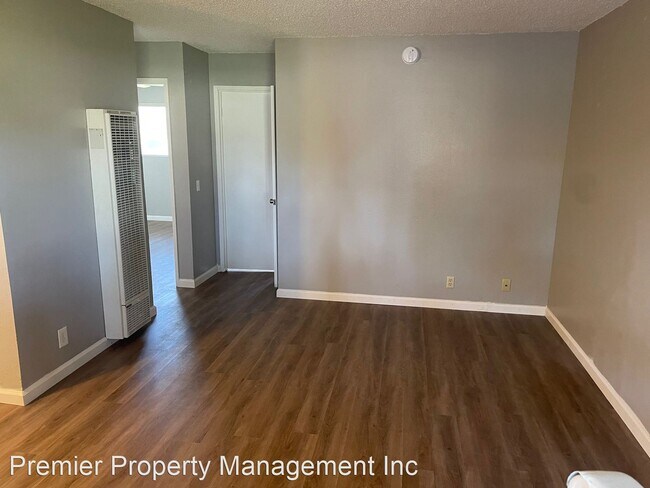 Building Photo - 2 br, 1 bath House - 55 Mono Ave #5