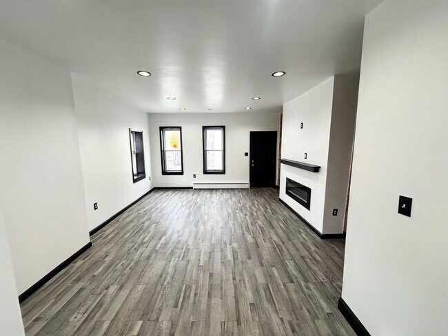 Foto del edificio - STRA509