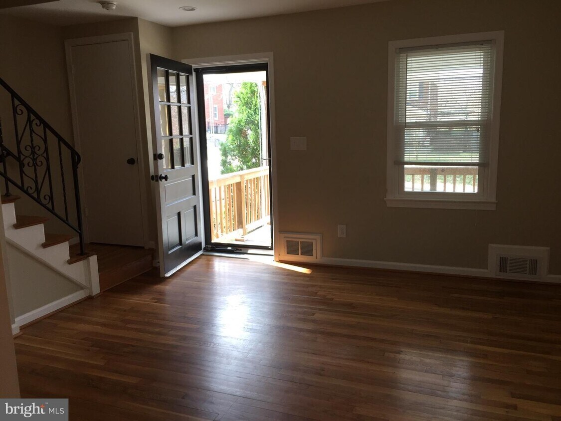 2812 Fort Dr, Alexandria, VA 22303 House Rental in Alexandria, VA